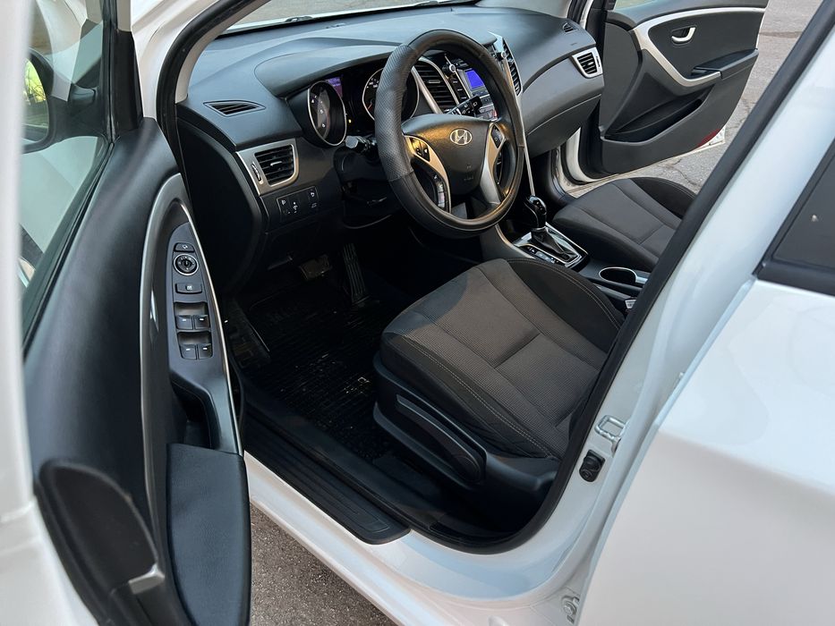 Продам і30 на автоматі