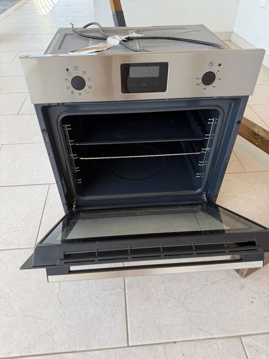 Forno Zanussi encastravel