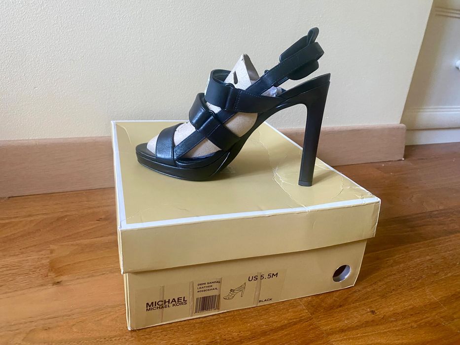 Босоніжки 36p. Michael Kors