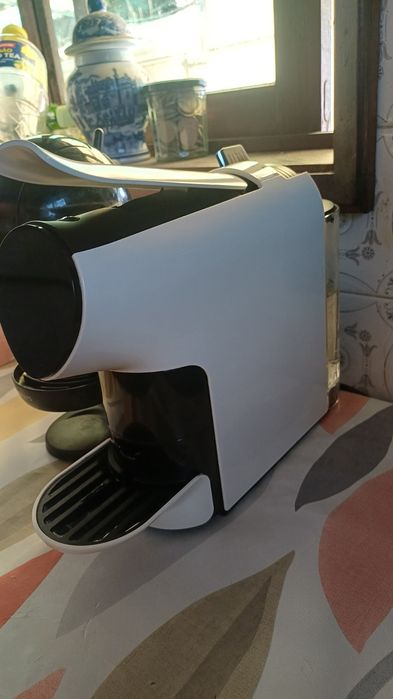 Maquina de café semi nova