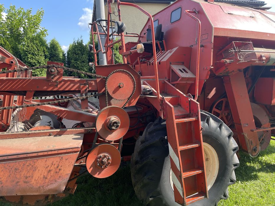 Kombajn Fahr M922