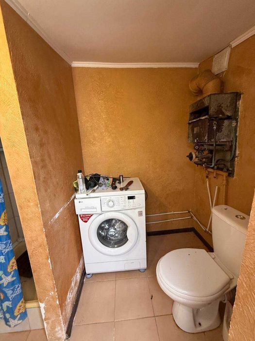 Продажа • 4к жилкопа • 61.7 м² • хоз. постройки • Центр города • #146495