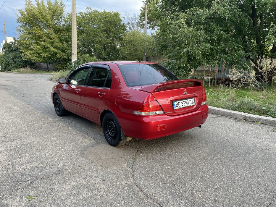 Mitsubishi Lancer 1.6 Газ
