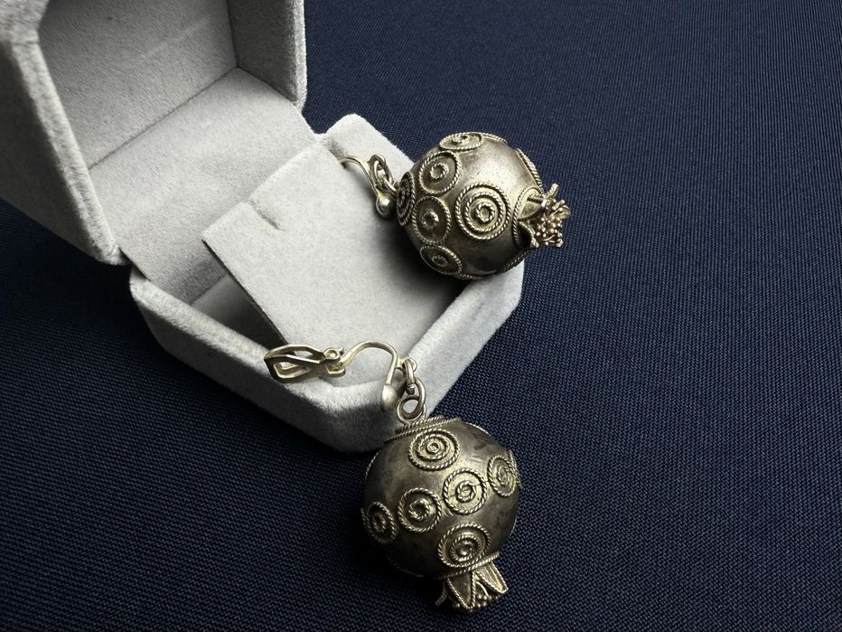 Вінтажні срібні сережки 925-ї проби