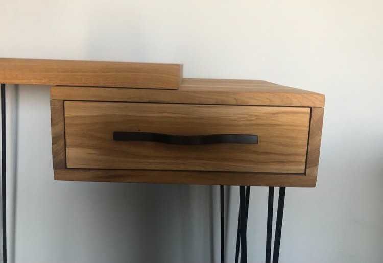 Loftowe biurko, stolik