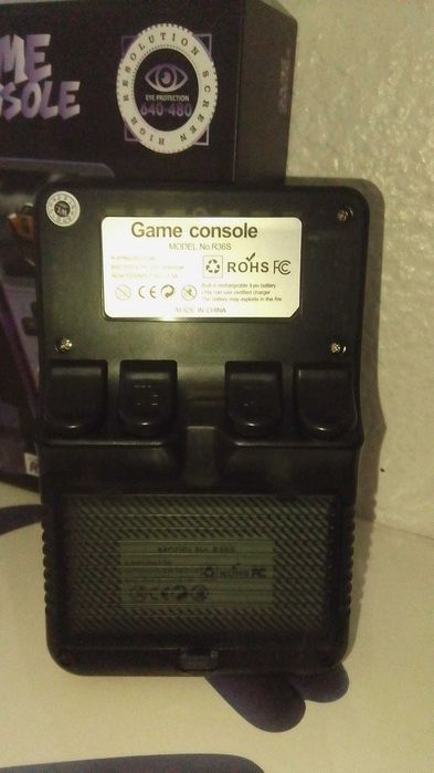 Consola Portátil Retrô R36S - Preto - Nova!!