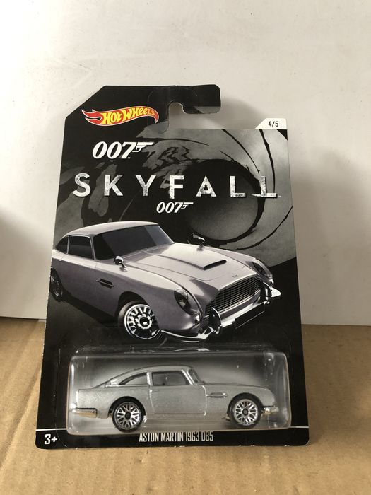Hot Wheels 007 Skyfall