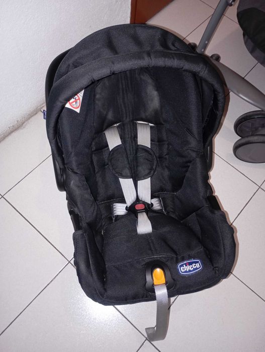 Carrinho de Bebé + Ovo Chicco