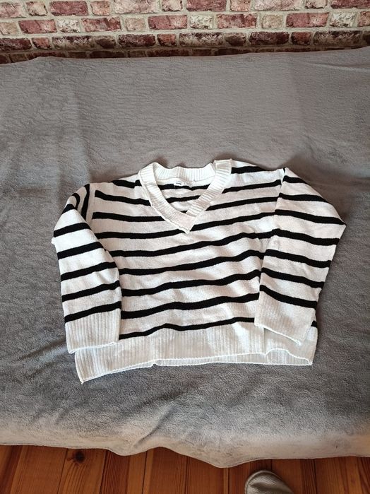 Sweterek damski paski