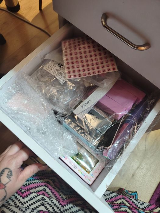 vendo material de unhas