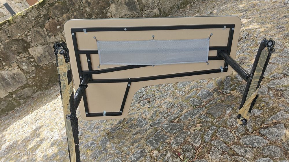 Mesa de estudo forma "L"
