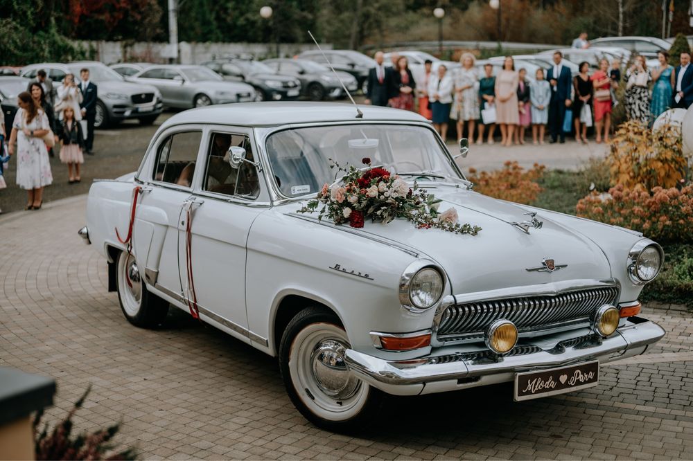 Wołga Lincoln auto samochód do ślubu wesele retro wedding klasyk
