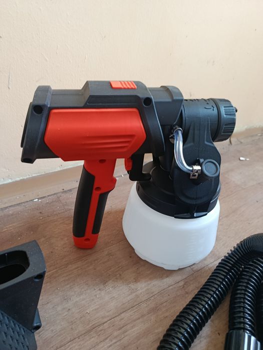 Pistolet natryskowy  do malowania ścian