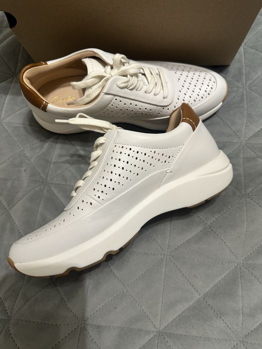 Buty damskie ze skóry  Clarks