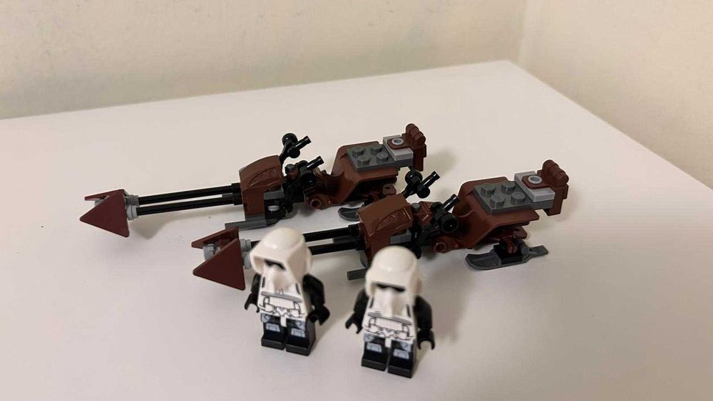 LEGO Star Wars - Speeder Bikes & Scout Troopers