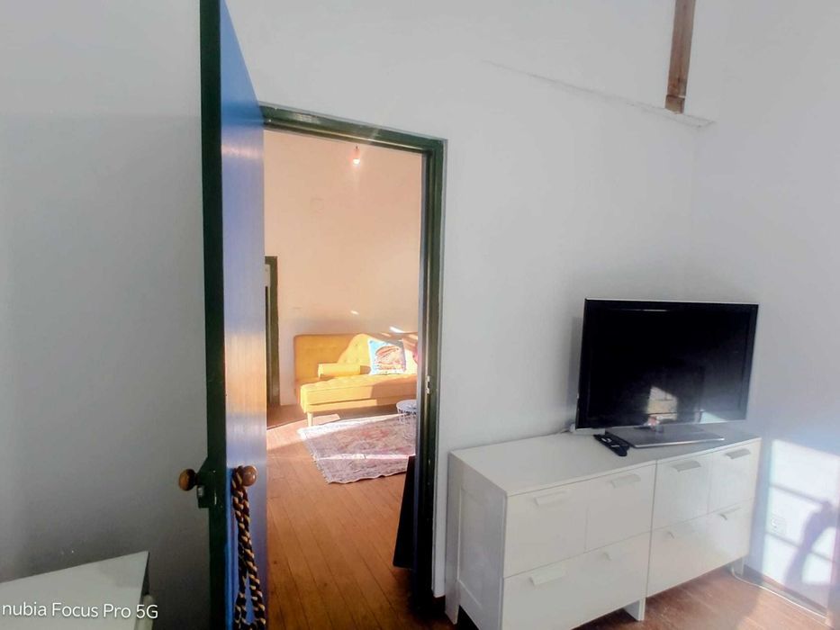 Arrendamento em Coimbra | Charmoso Apartamento T2 – Conforto, Natureza e Refúgio Privativo | Com despesas incluidas