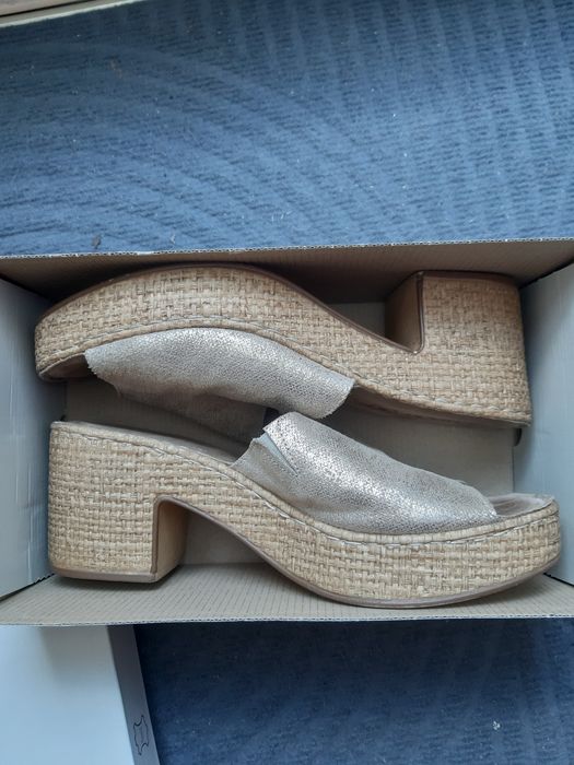 Klapki Lasocki skórzane