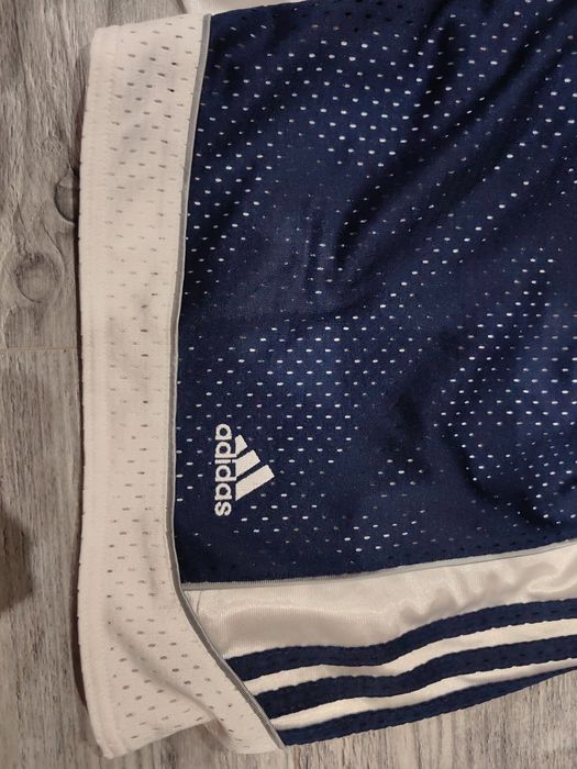 Krótkie spodenki do koszykówki Adidas r.M