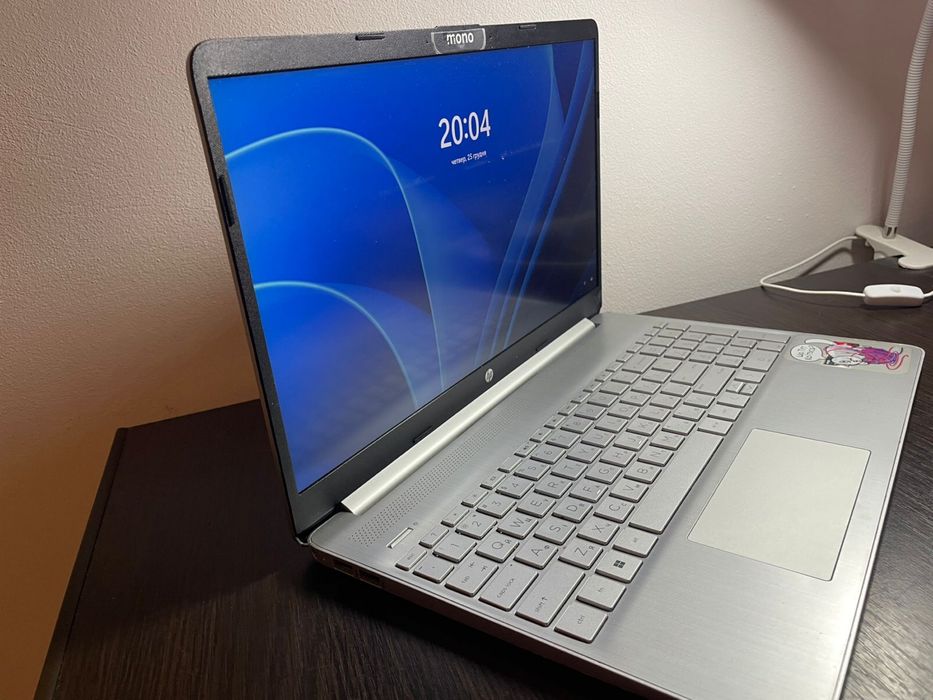 Ноутбук HP 15 / Ryzen 5 5500U / 8 GB RAM / SSD 512 GB / Windows 11