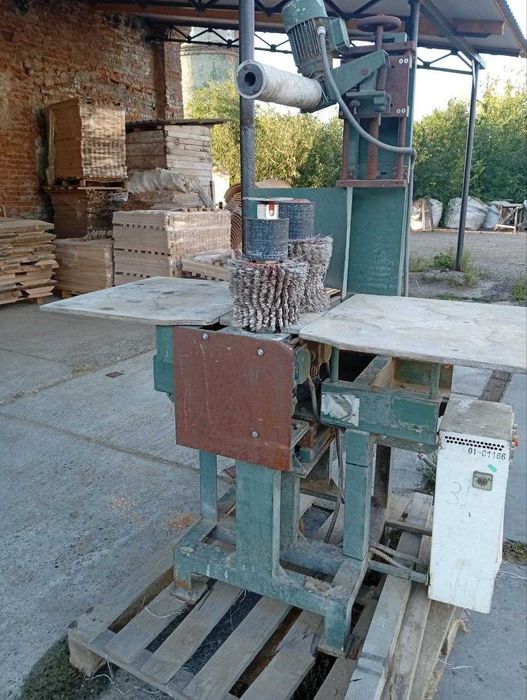 Фугувальний та щітково-шліфувальний верстати по дереву