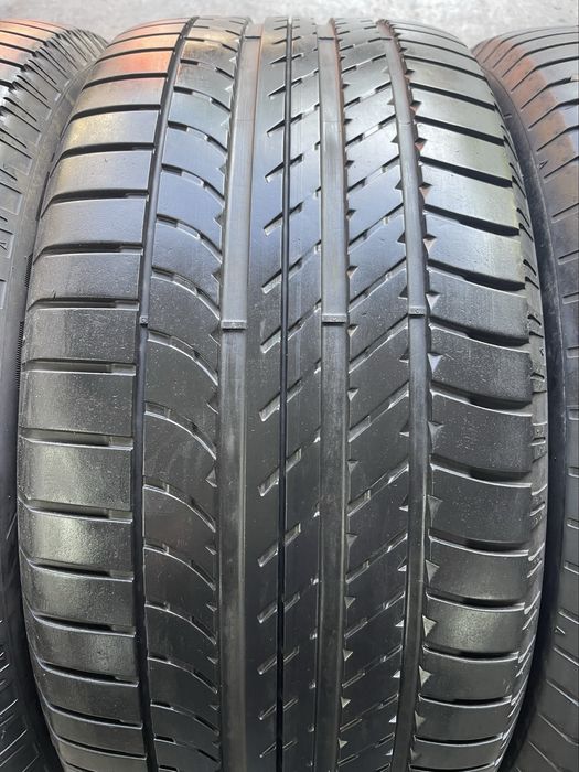 Шини літні R22 295 40 Goodyear Склад Осокорки