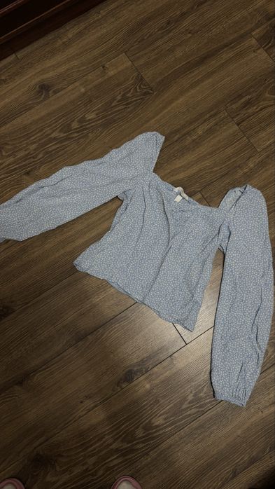 Блузка з віскози