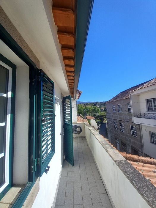 Moradia em pedra T1+1 em Arcozelo da Serra