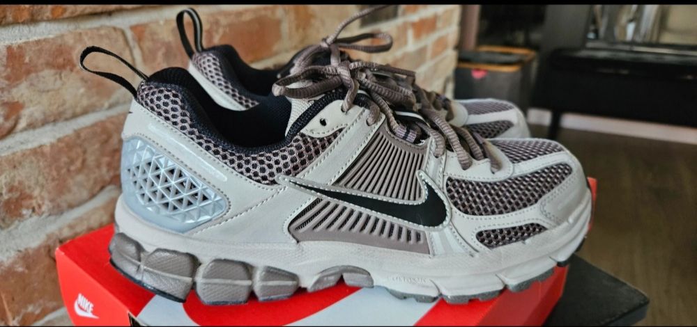 Nike Vomero 5 - nowe