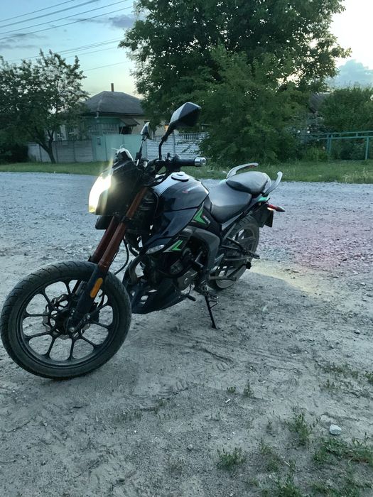 Продам!Viper zs200a-1