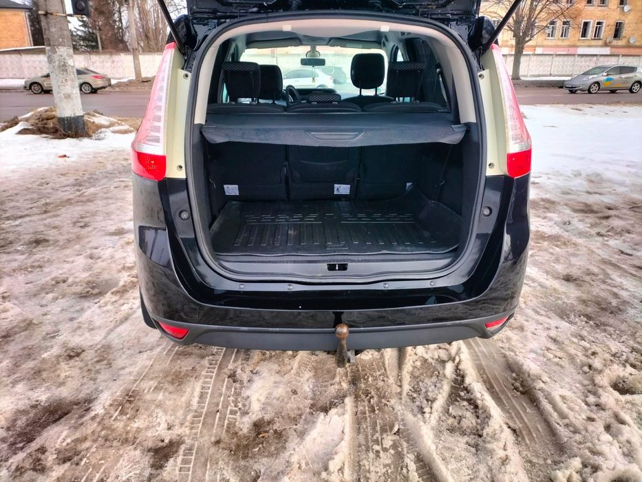 Renault grand scenic 3 1.6 dci 2011 року