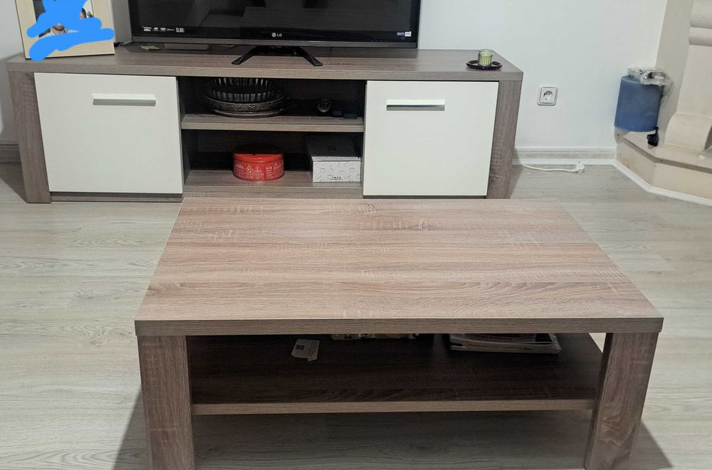 Móvel TV e mesa de apoio