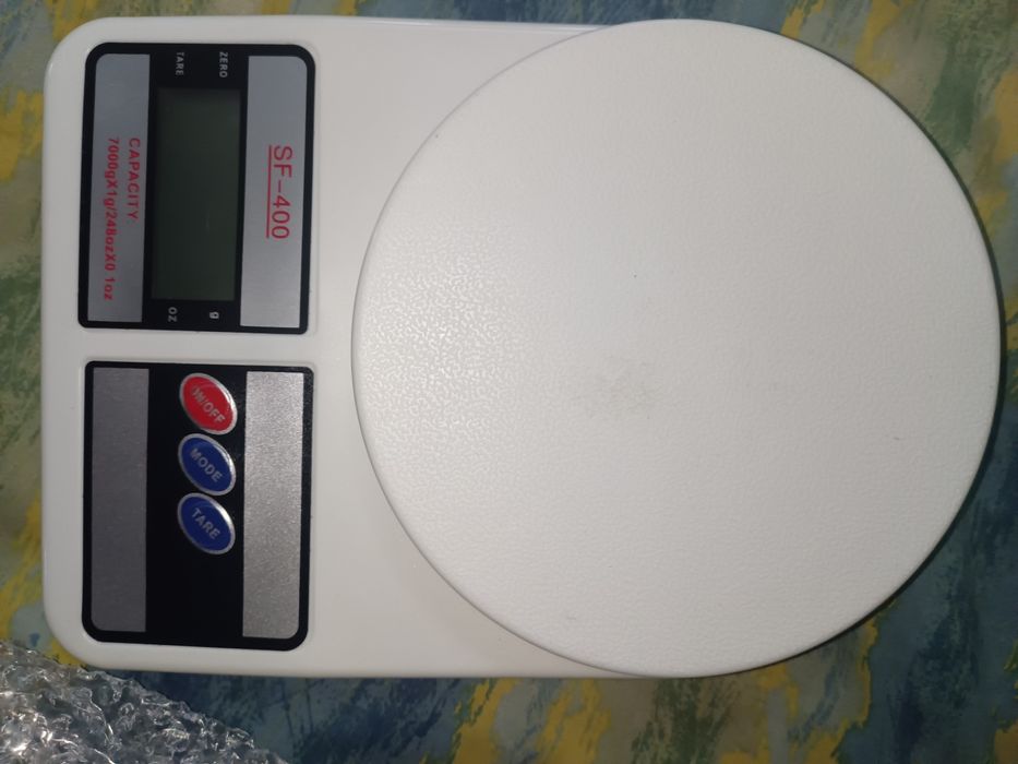 Продам вагы кухонни