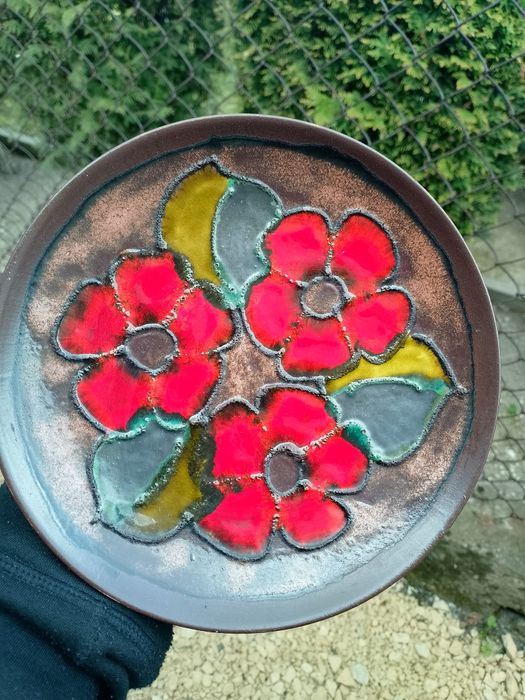 Ceramiczny talerz do powieszenia