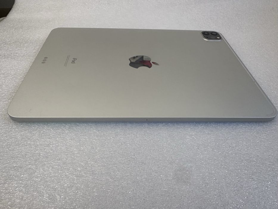 Ipad pro 11 M1 128гб 2021
