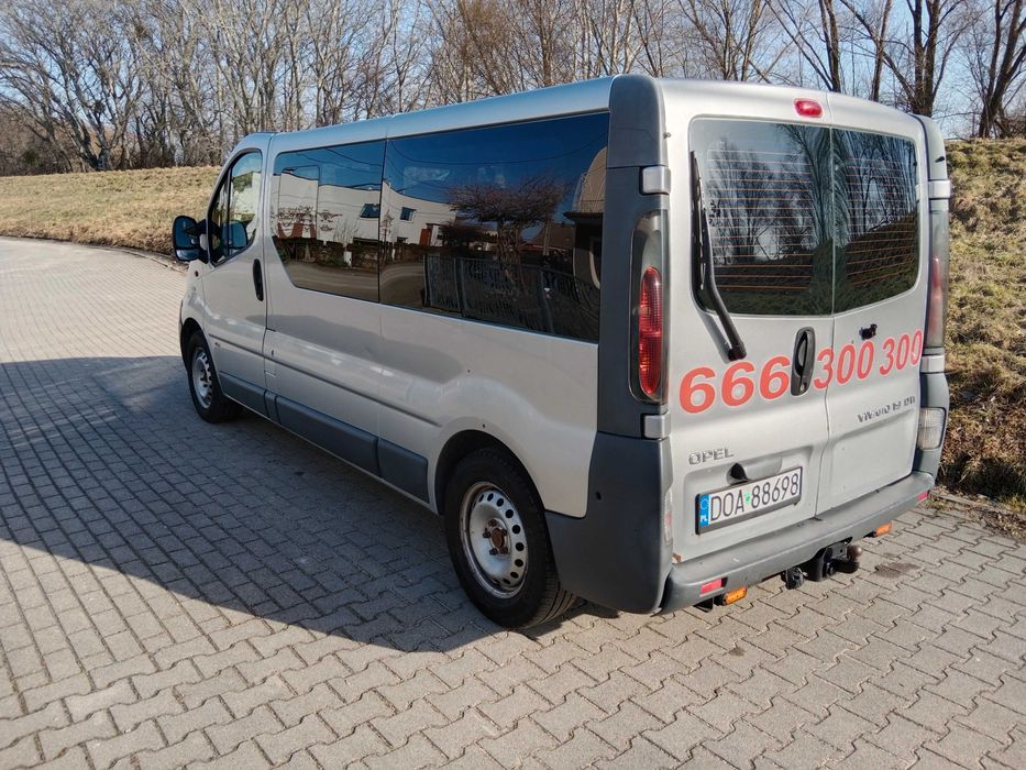 OPEL VIVARO 1.9 9-cio osobowy