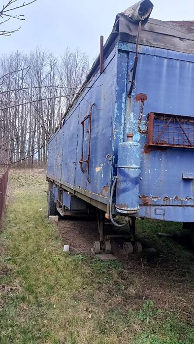 Продам напівпричіп зерновоз ОДАЗ- 883, сідло.
