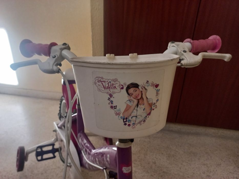 Bicicleta de criança usada.