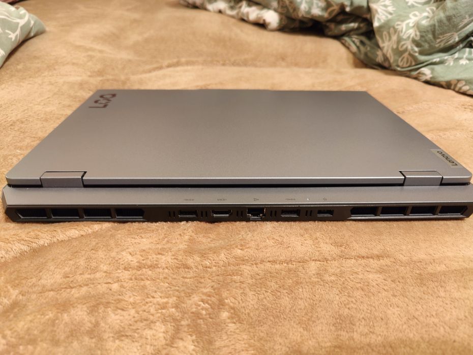 Lenovo LOQ 15ARP9 ryzen7/ 32gb ram/ 2tb SSD/rtx4060