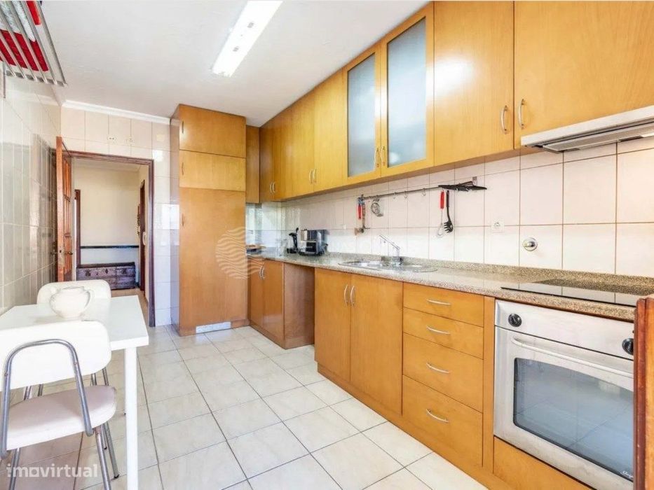 Apartamento T2+1 Renovado na Granja com vista mar- São Félix da Mar...
