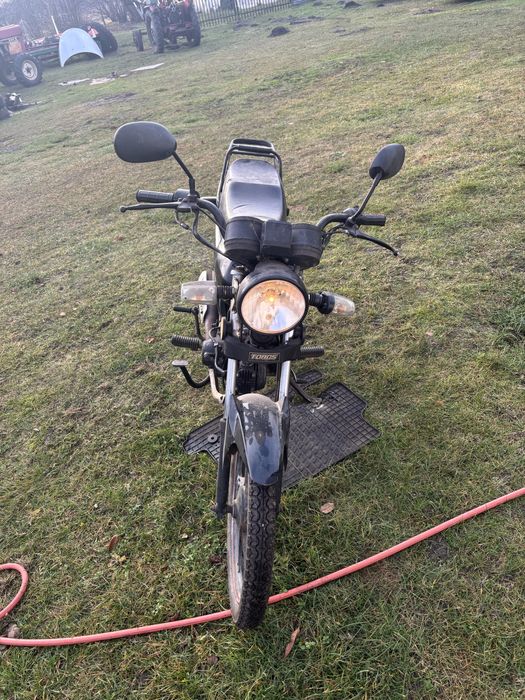 Zipp Montana motorower skuter 50 junak romet