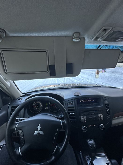 Продам Mitsubishi Pajero Wagon 4 3.8