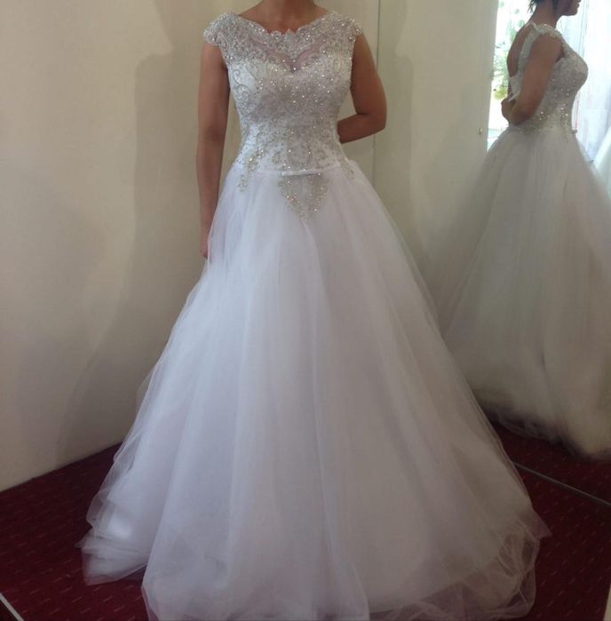 Suknia ślubna- nowa