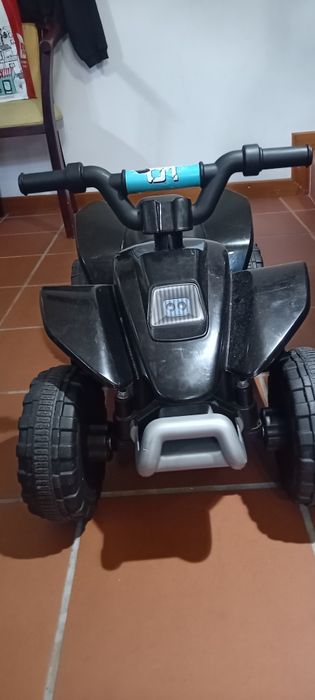 Moto 4 criança a bateria