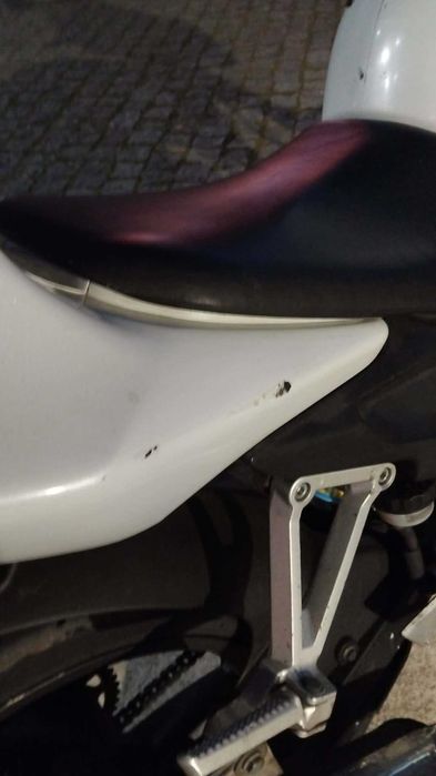 Vendo Daelim roadwin fi  125 2010