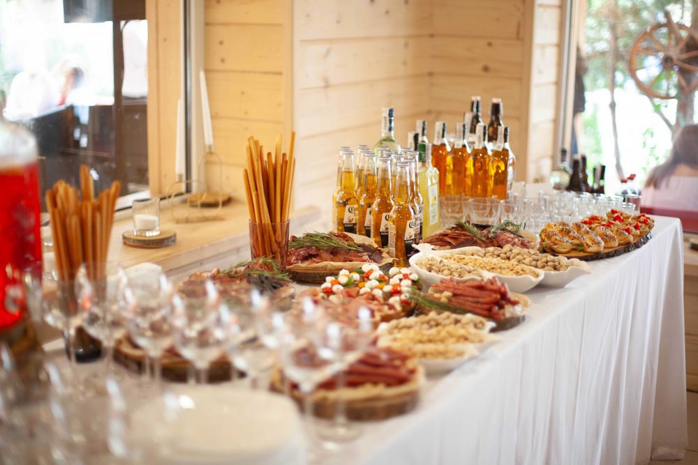 Є СВІТЛО!Оренда будинку подобово з великим залом!Басейн з підігрівом