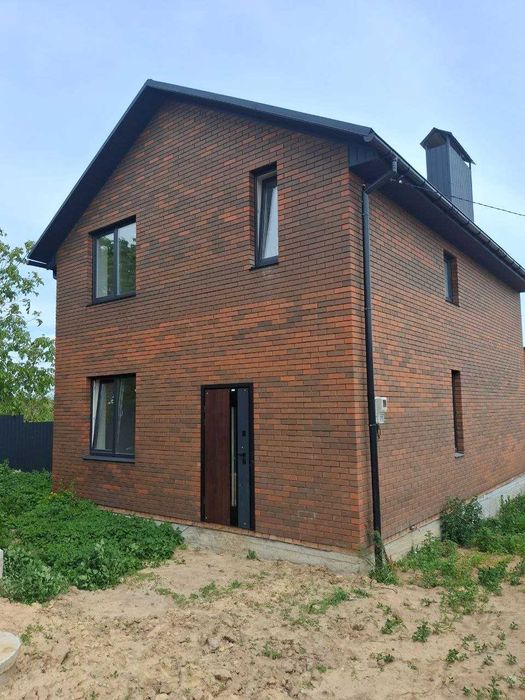 Продаж нового будинку в Якушинцях