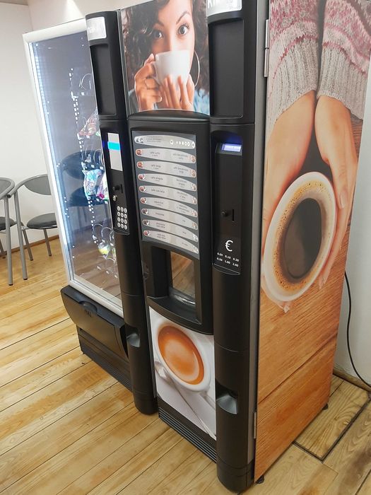 VENDING - Máquinas NECTA (Garantia 12 meses)