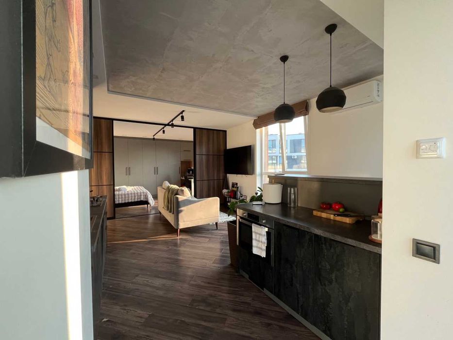 Продаж 1-кімнатної квартири з дизайнерським ремонтом у ЖК Grand Village