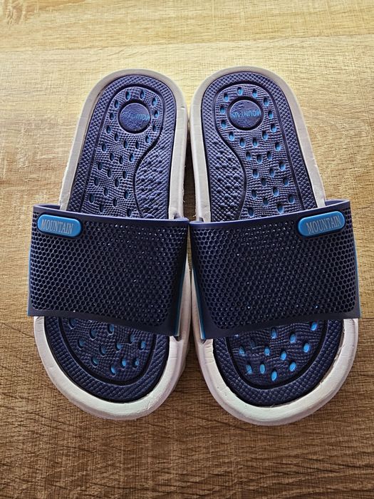 Klapki basenowe dla dziecka