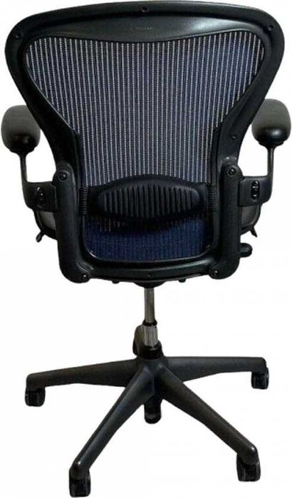 Aeron Herman Miller remodelado azul
